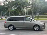 Фото 4 - Buick GL8