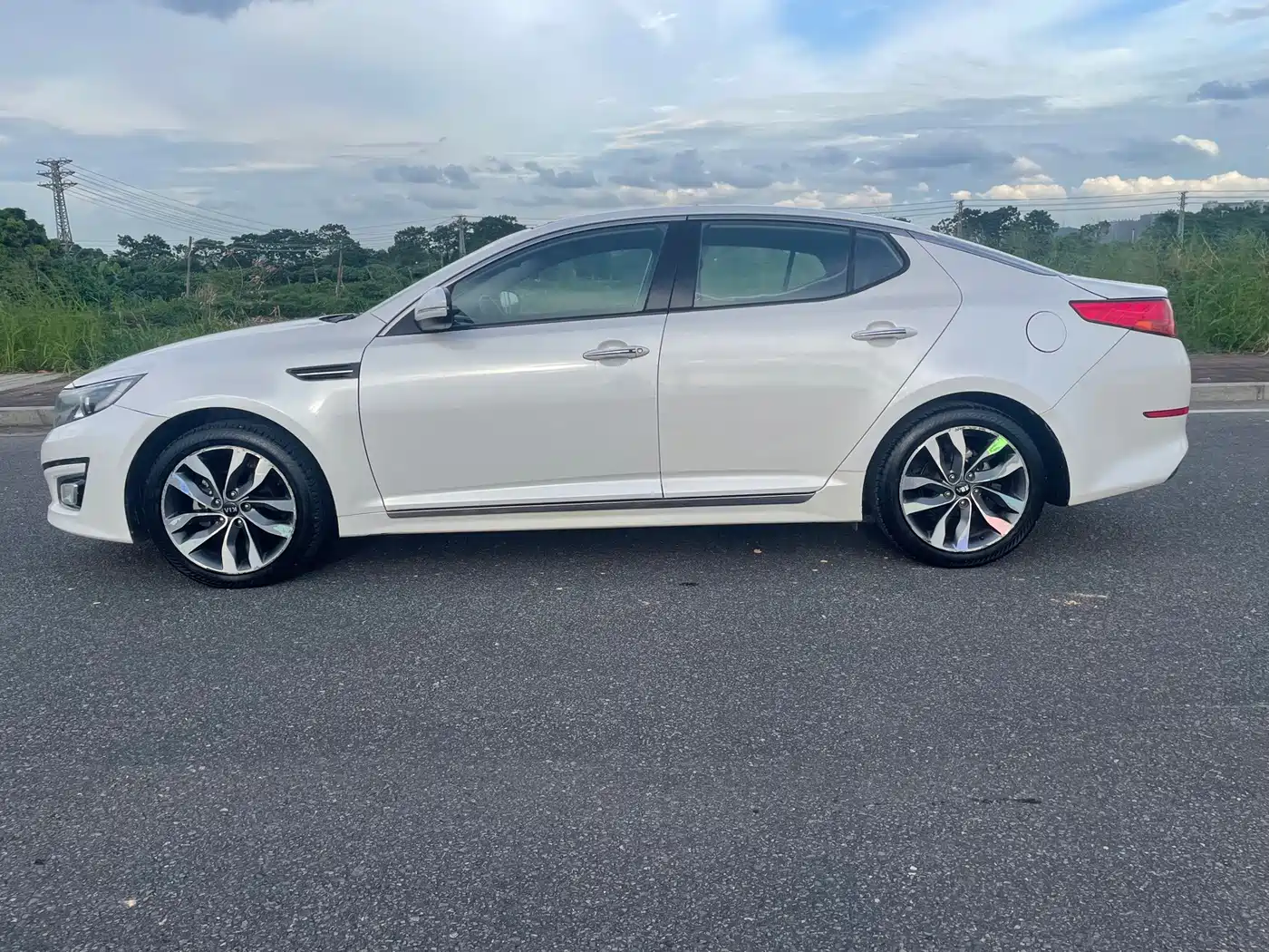 Фото 14 - Kia K5