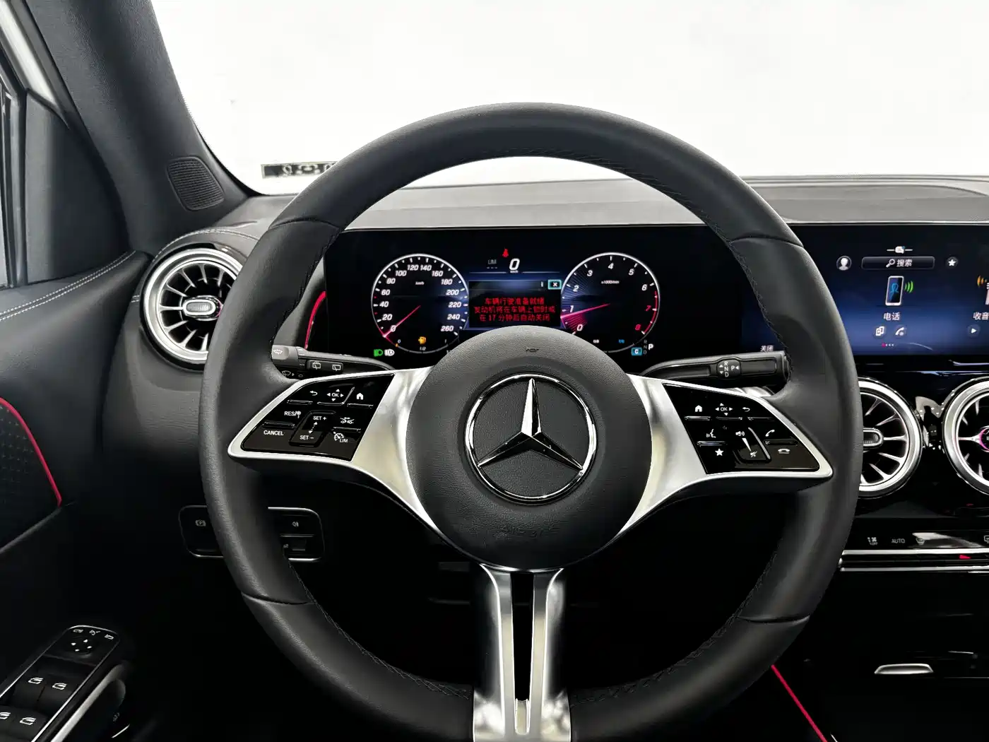 Mercedes-Benz GLB 2025 Model GLB 220 Fashion Style фото 15