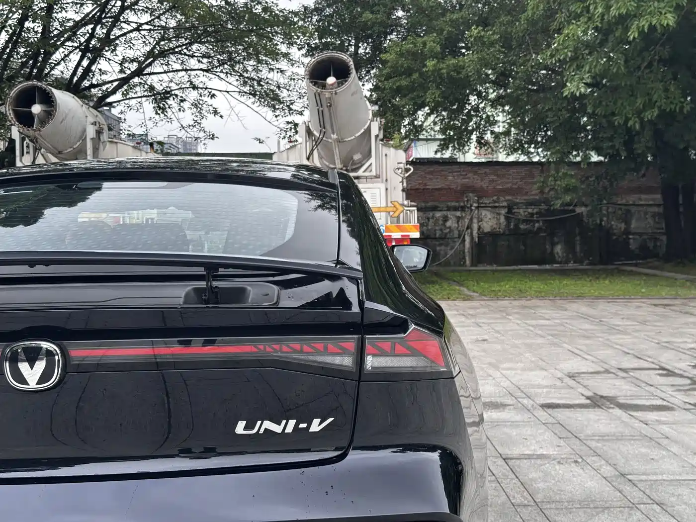 CHANGAN UNI-V