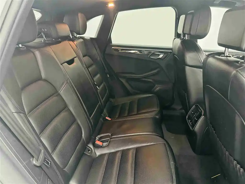 Porsche Macan 2014 Macan S 3.0T фото 29