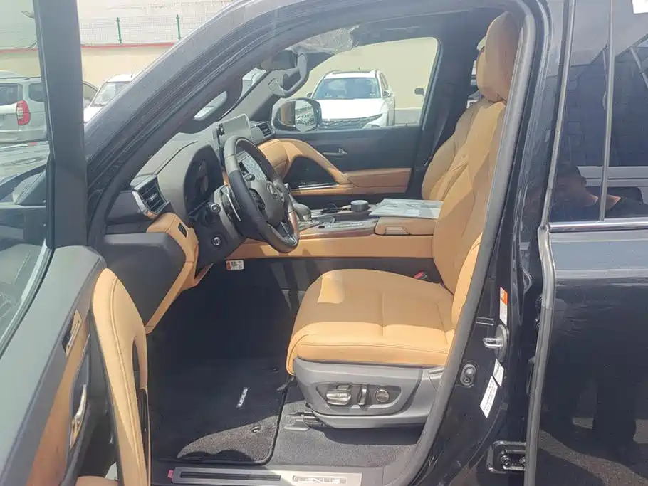 Lexus LX 2026 2025 700h Boundary Edition