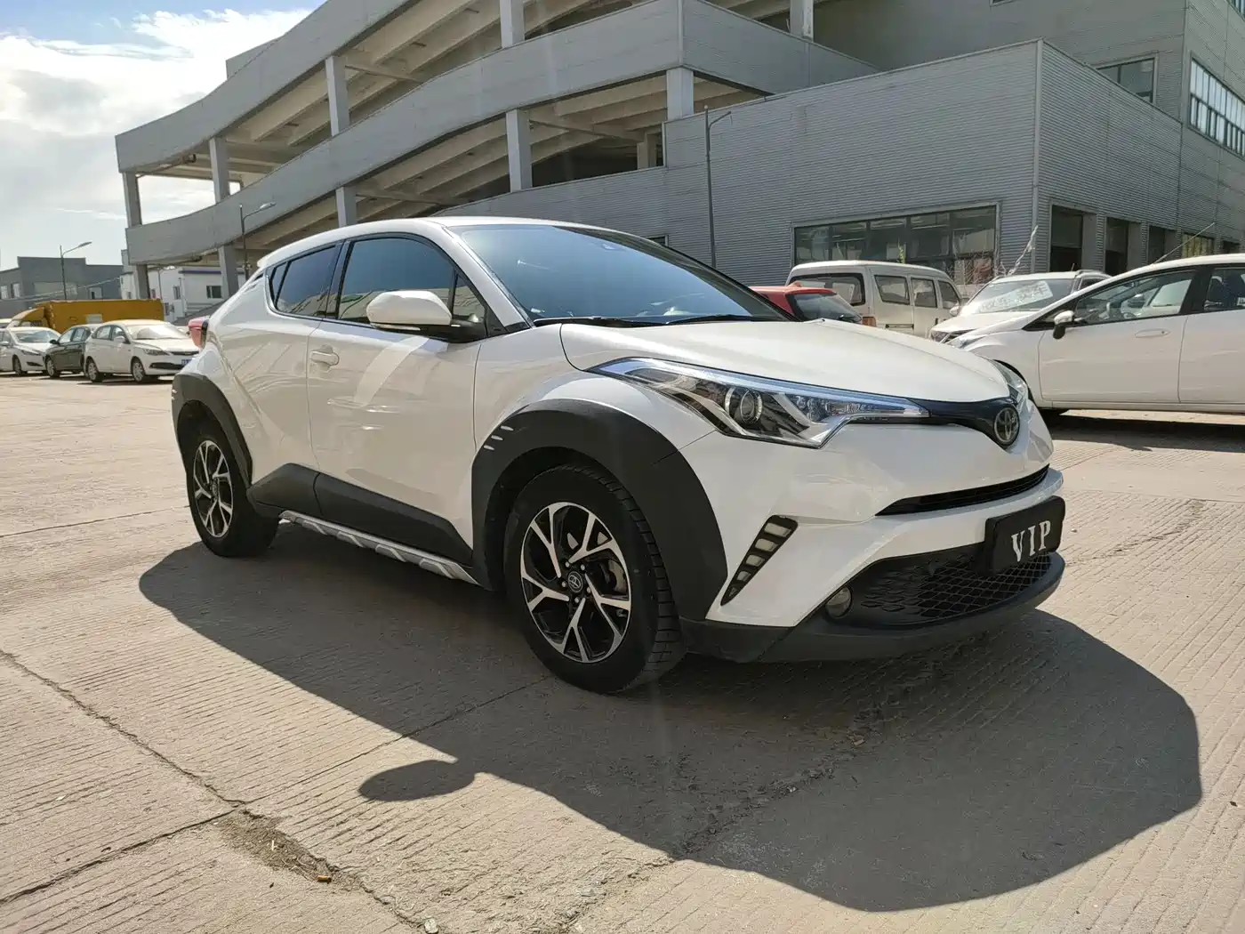Photo 6 - Toyota C-HR