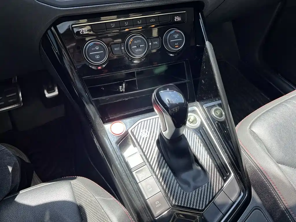 Volkswagen Tayron 2019 330TSI 2WD Luxury China VI фото 11