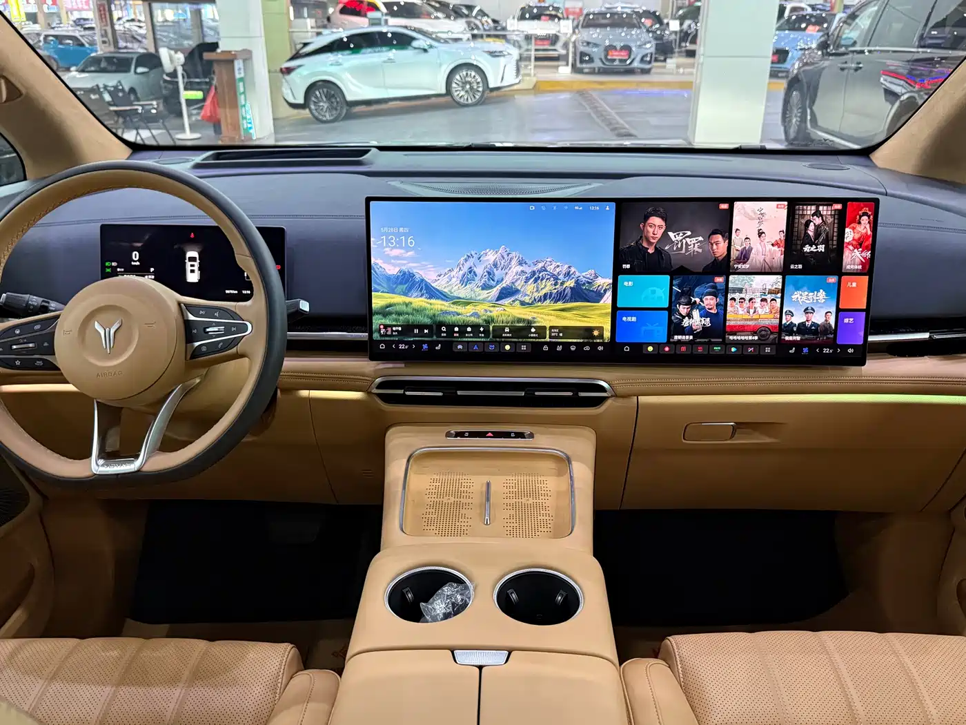 Voyah Auto Voyah Dreamer 2025 PHEV AWD Flagship Kunpeng Edition фото 17