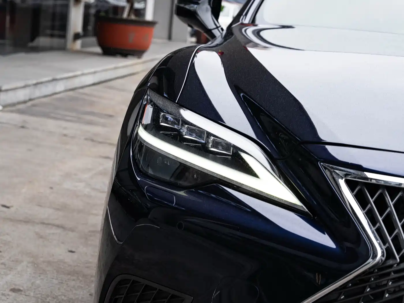 Lexus LS 2021 500h Executive Edition фото 6