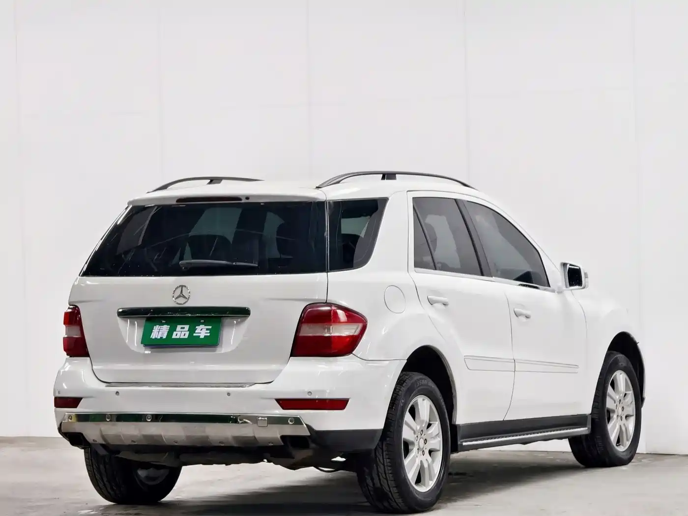 Mercedes-Benz M-Class 2010 ML 300 4MATIC фото 4