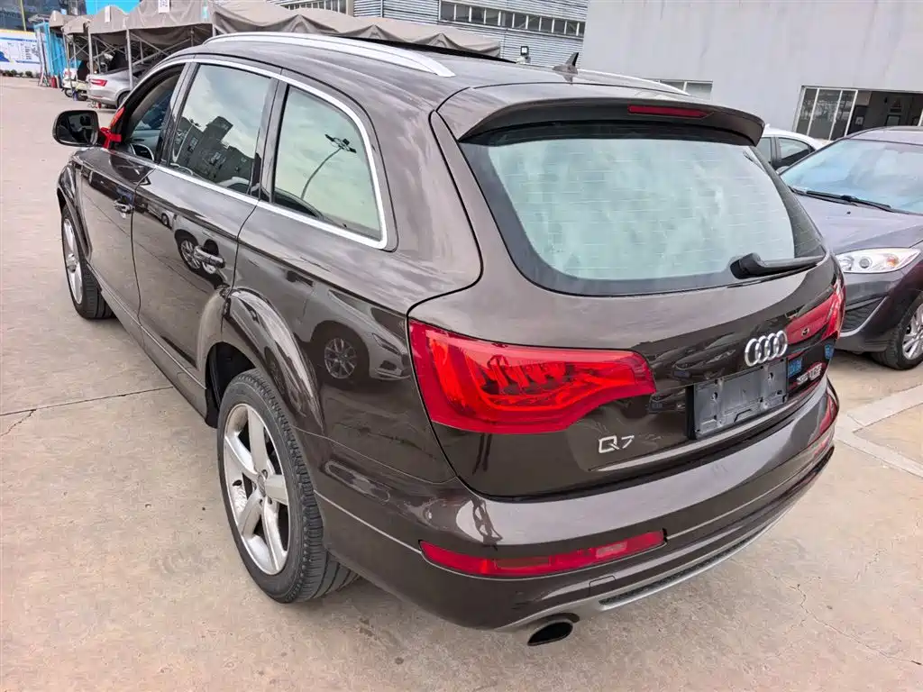 Audi Q7 2014 35 TFSI Sport фото 6
