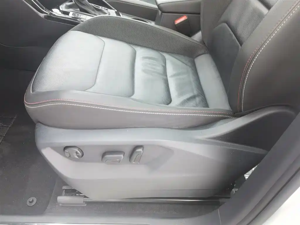 Volkswagen Tayron 2020 330TSI 2WD Luxury Smart Edition фото 20