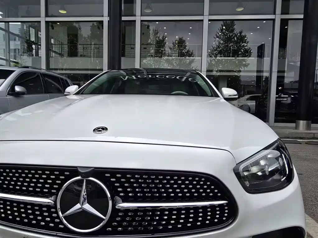 Mercedes-Benz E-Class 2021 E 260 L Sport фото 8