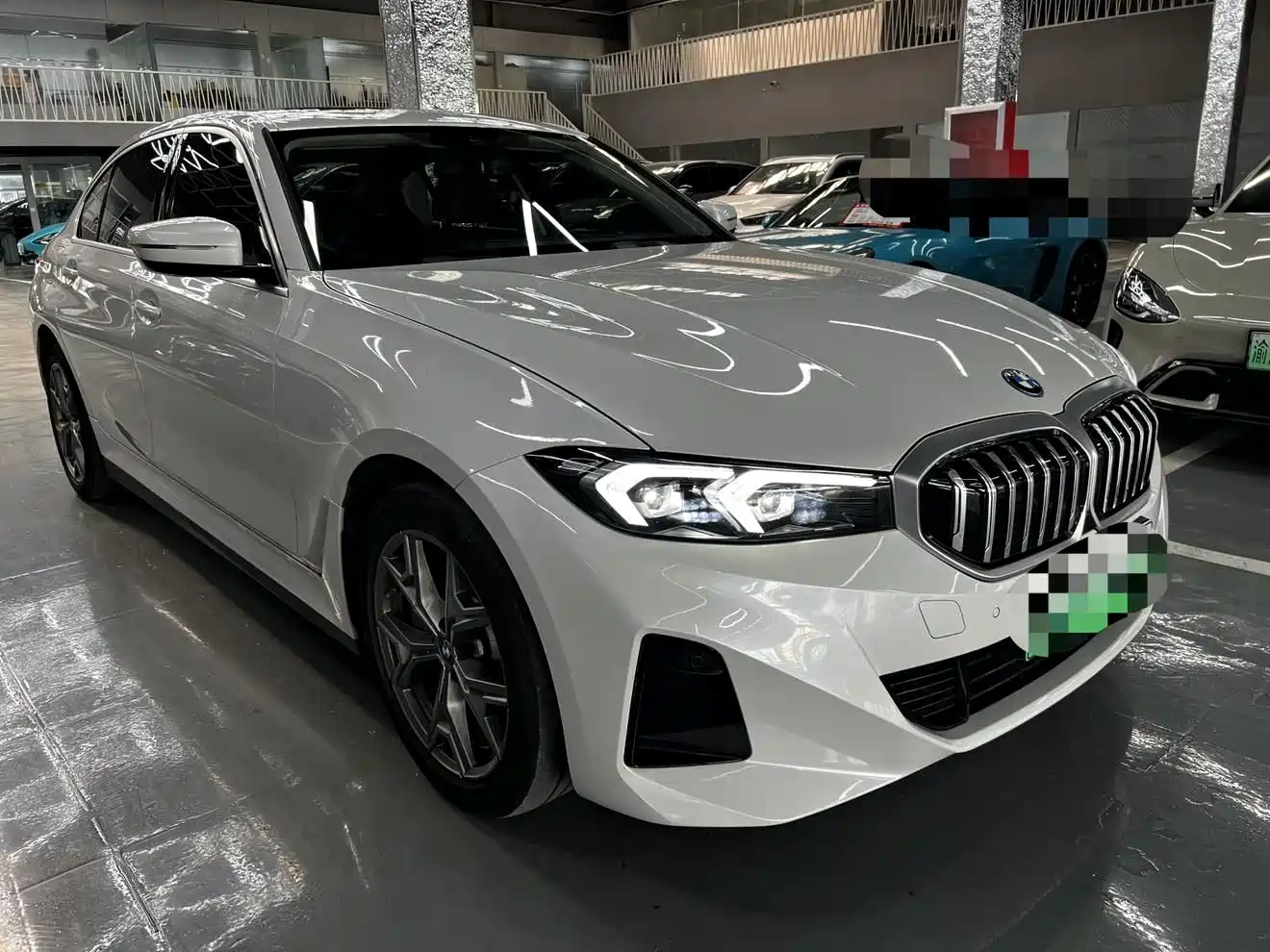 BMW i3 2022 eDrive 35 L фото 3