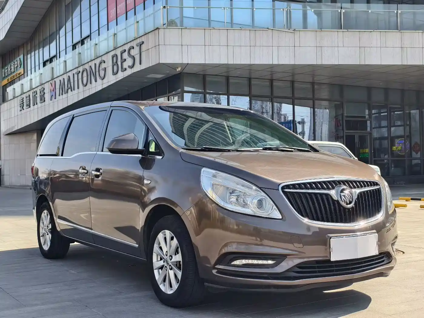 Buick GL8 2017 25S Luxury China V фото 3