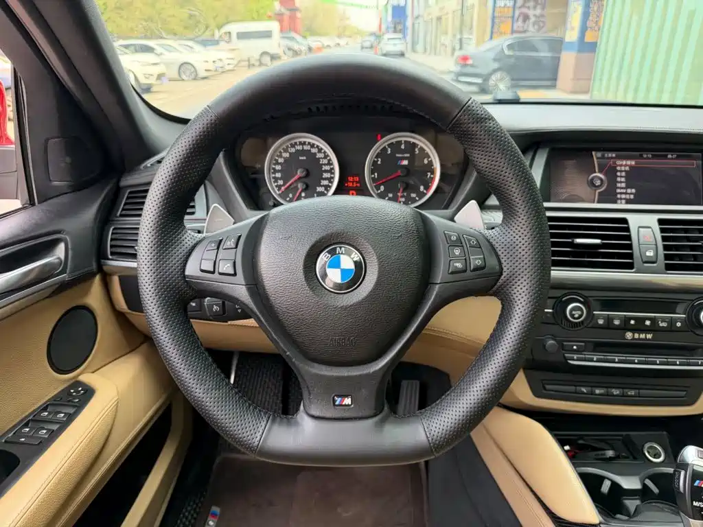 Фото 5 - BMW X6 M