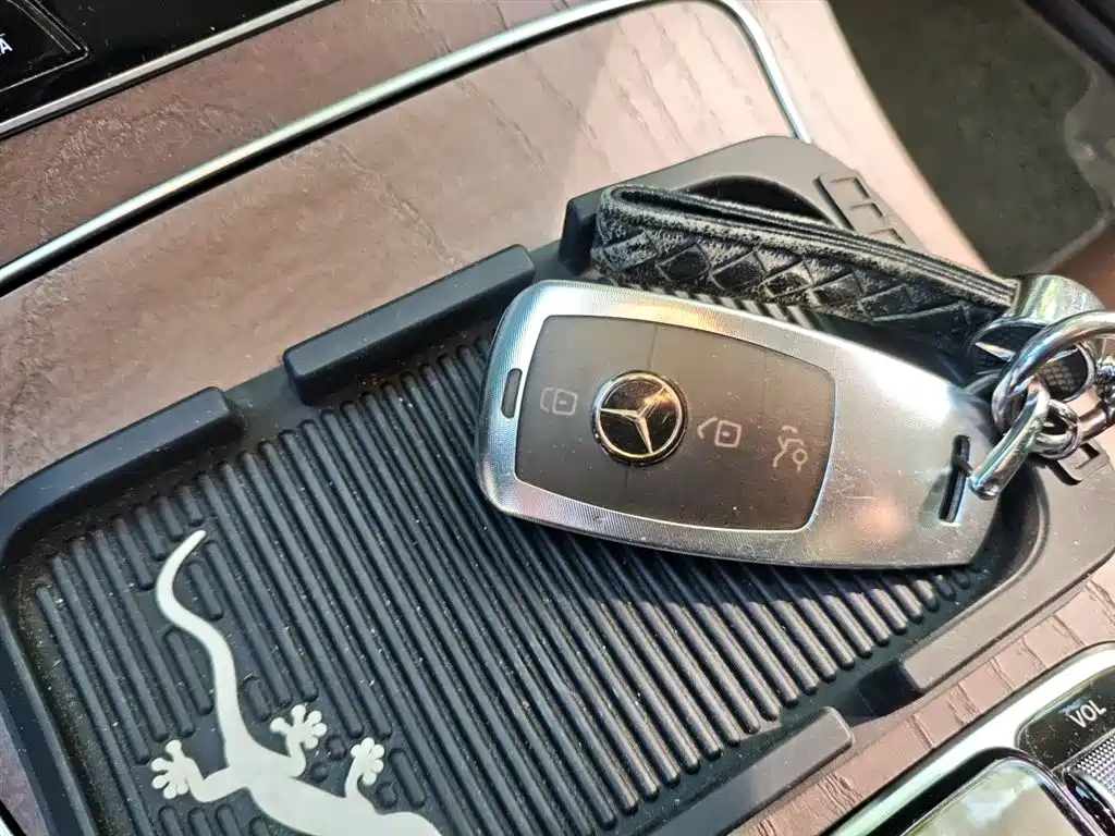 Mercedes-Benz E-Class 2021 E 300 L Fashion фото 12
