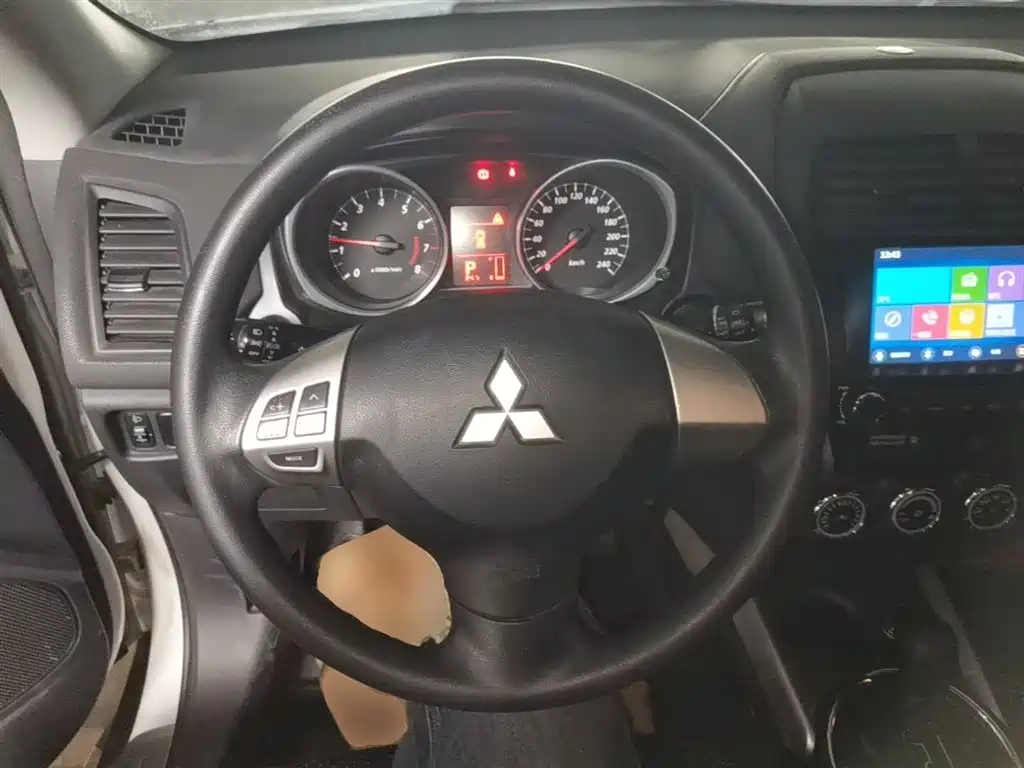 Mitsubishi ASX 2013 2.0L CVT 2WD Elite фото 11