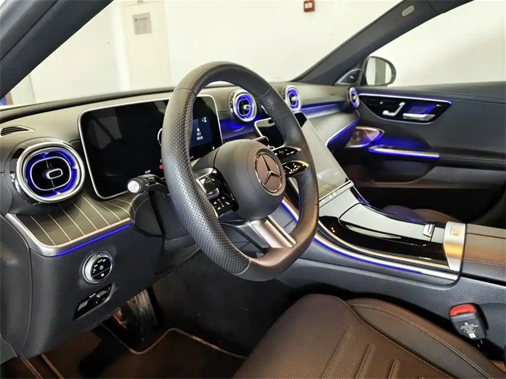 Mercedes-Benz C-Class 2024 Facelift III C 260 L Night Sport Edition фото 10