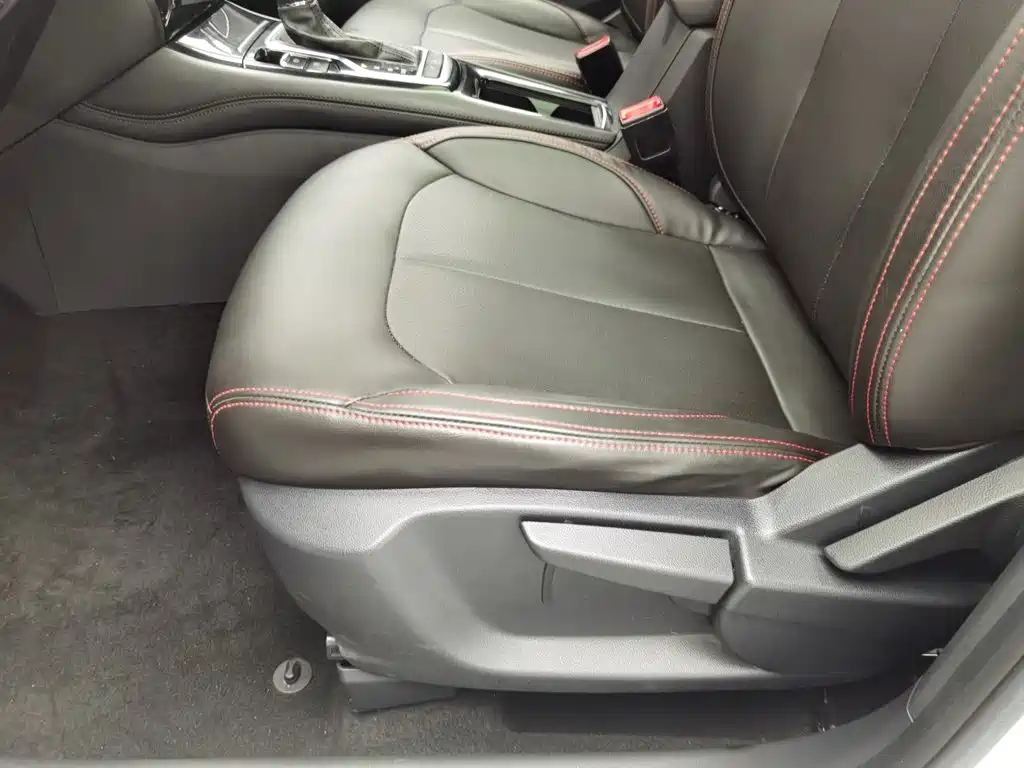 Roewe RX3 2020 2020 1.6L CVT 4G Ultra Comfort Elite