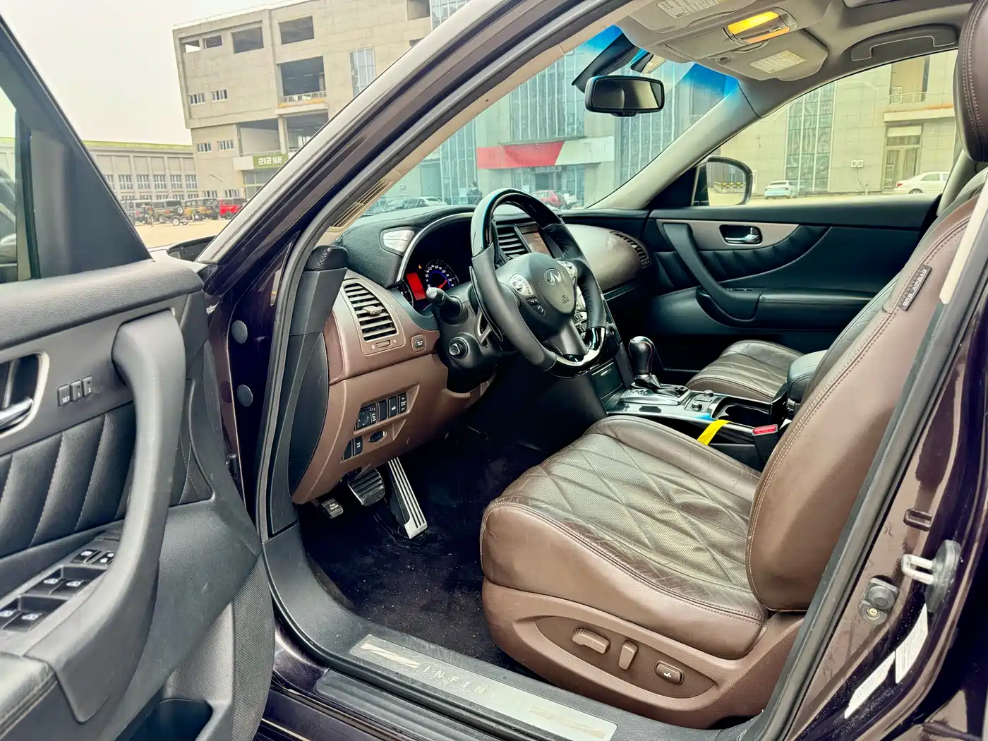 Infiniti FX 2011 2011 FX35 Premium