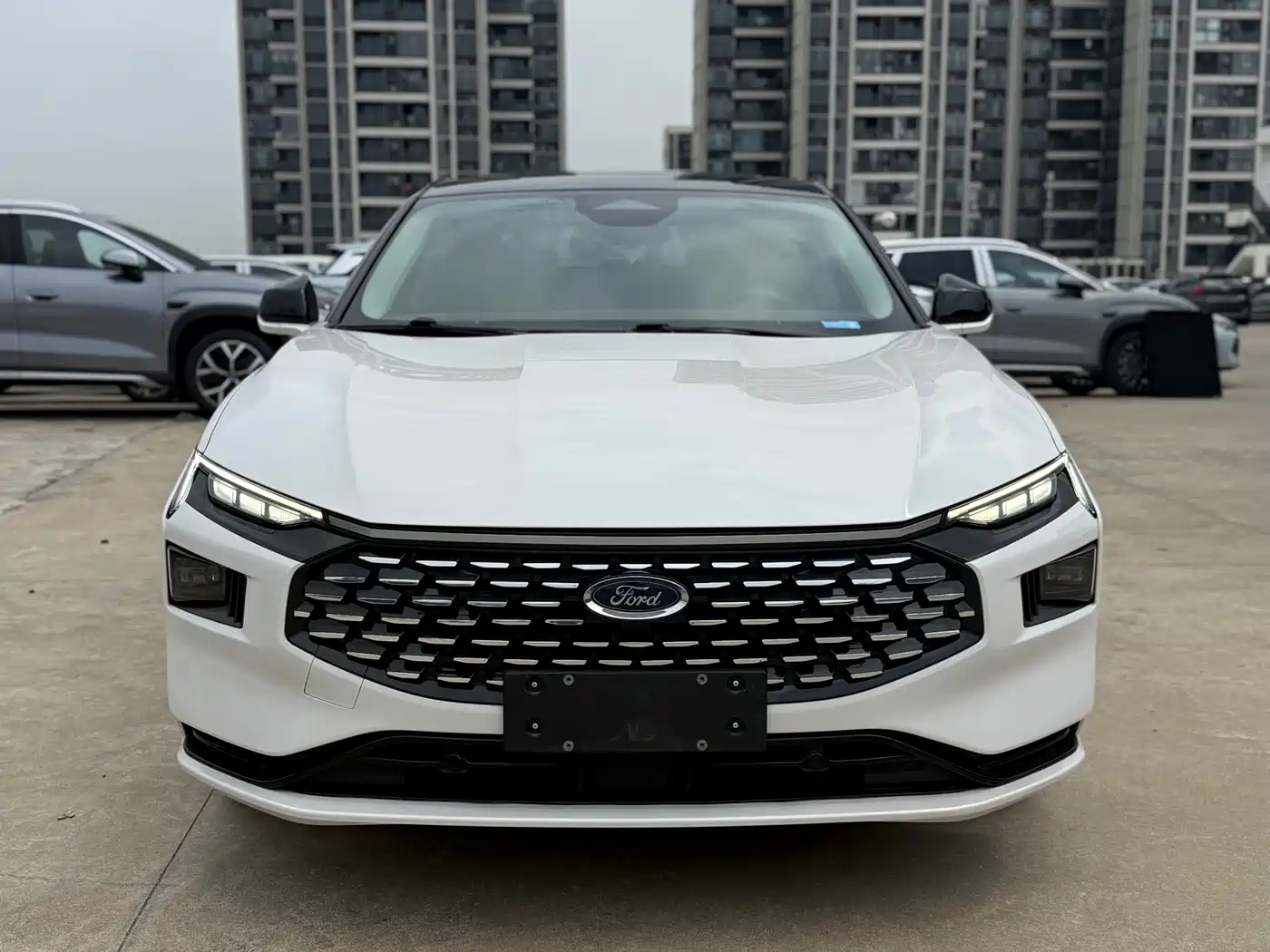 FORD MONDEO