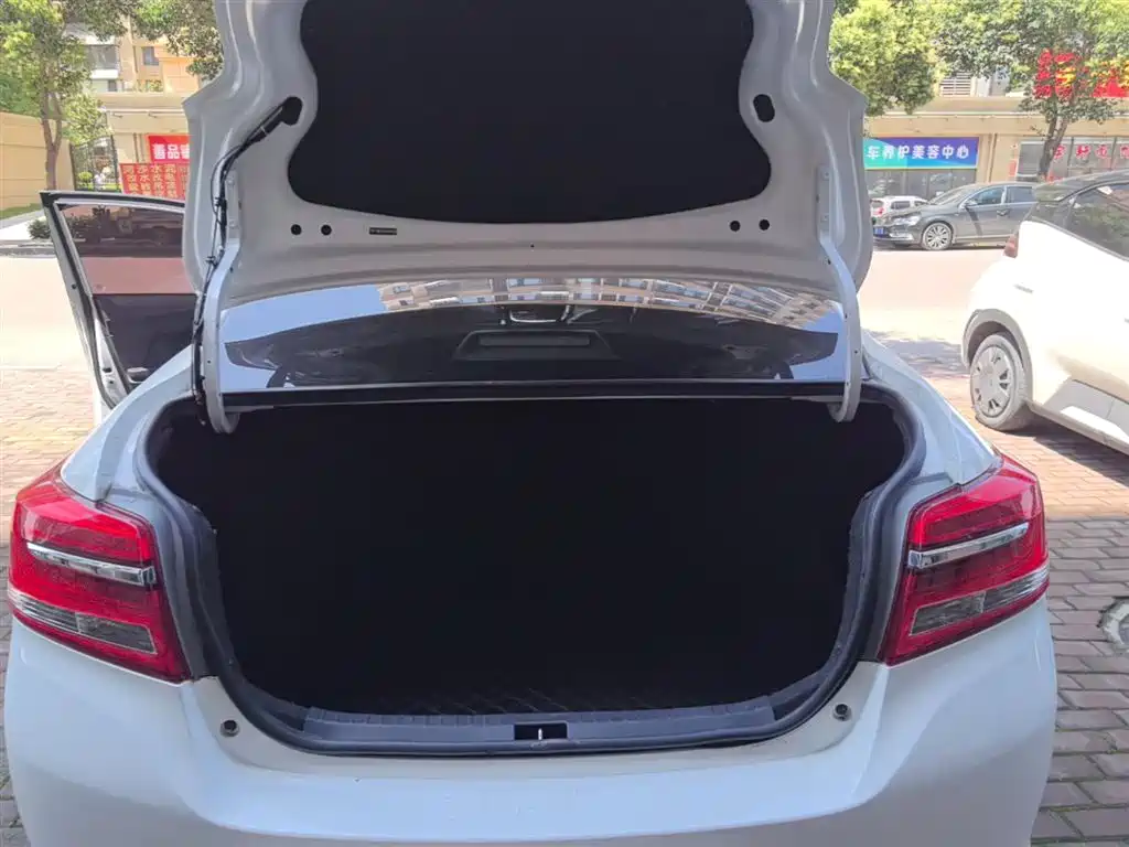 Toyota Vios 2017 1.5L CVT Pioneer фото 19