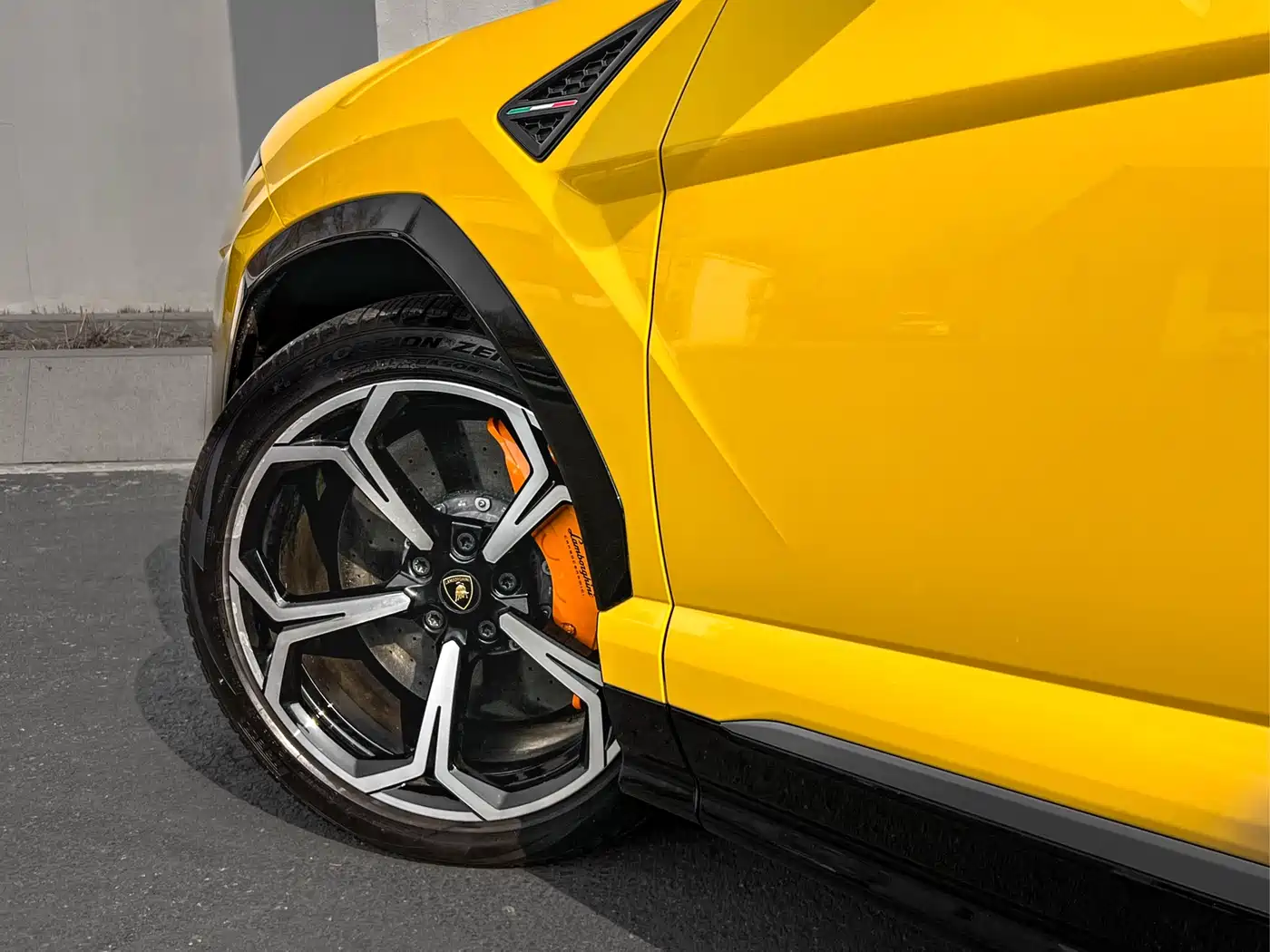 Lamborghini Urus 2021 4.0T V8 фото 8