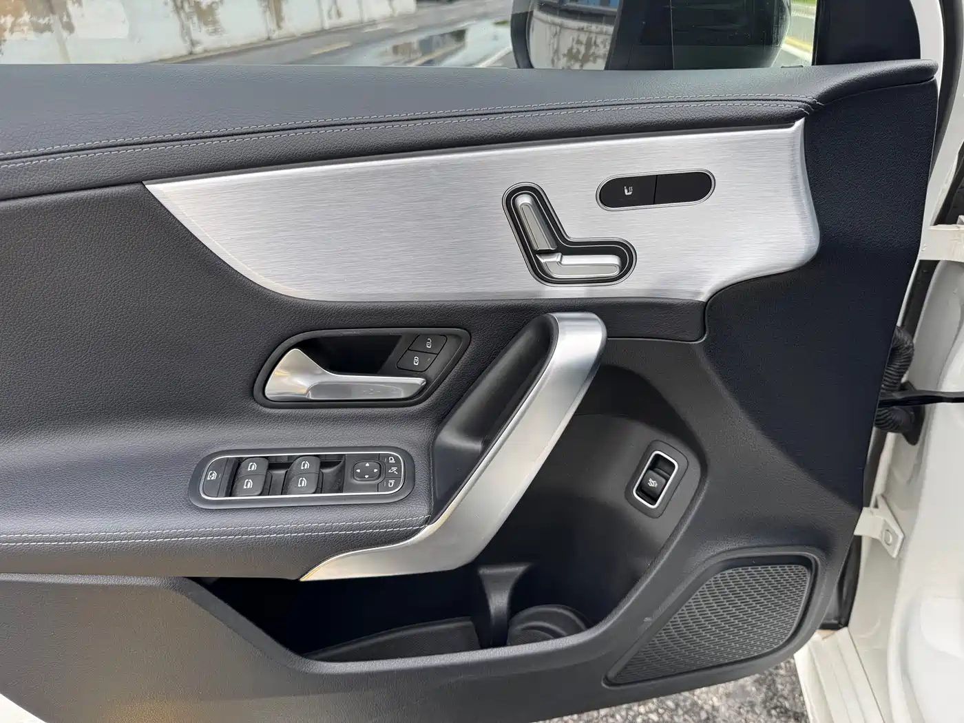 Mercedes-Benz A-Class 2020 Facelift A 220 L 4MATIC Sport Sedan фото 6