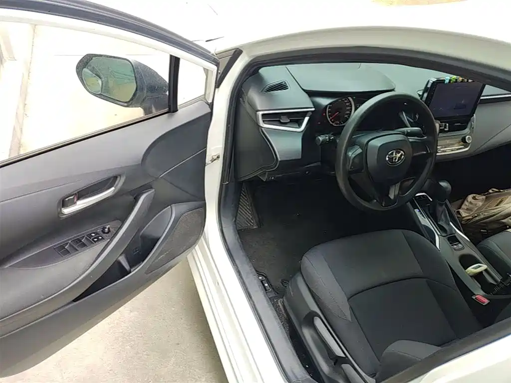 Toyota Levin 2019 185T CVT Entry Edition China VI фото 16