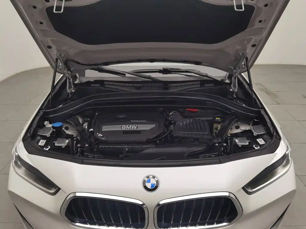 Фото 6 - BMW X2