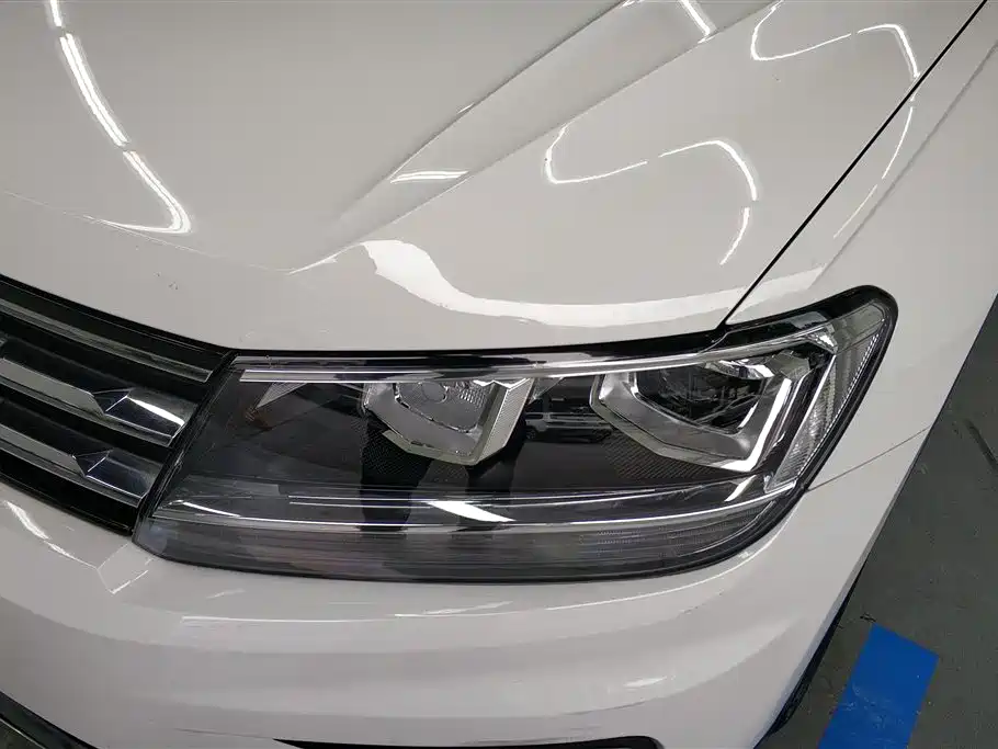 Volkswagen Tiguan L 2017 330TSI Automatic 2WD Luxury Edition фото 5