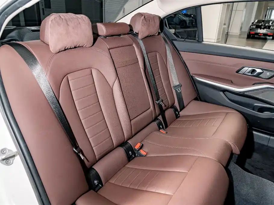 BMW 3 Series 2021 Facelift 325Li M Sport Shadow Edition фото 24