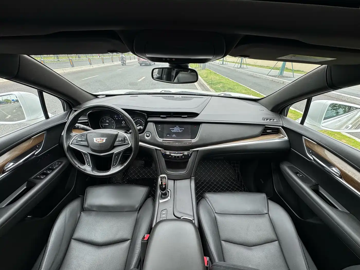 Cadillac XT5 2016 28T AWD Premium Model фото 5