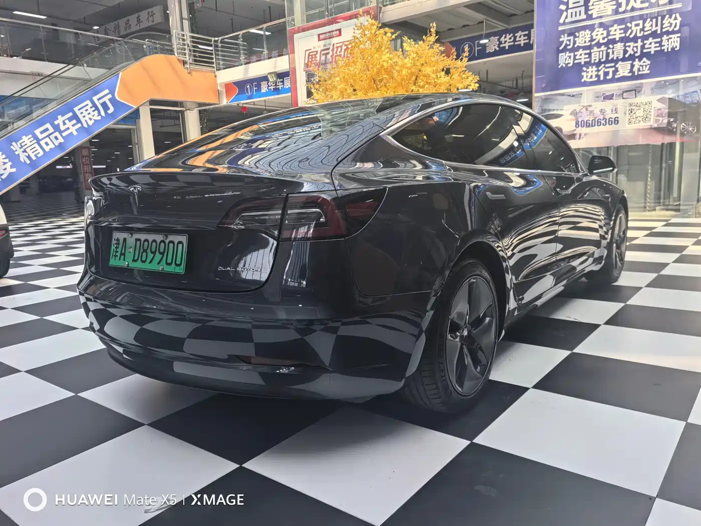 Tesla Model 3 (Import) 2019 2019 Long Range All-Wheel Drive Edition