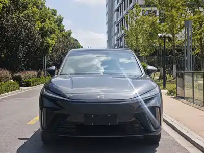 Roewe R7