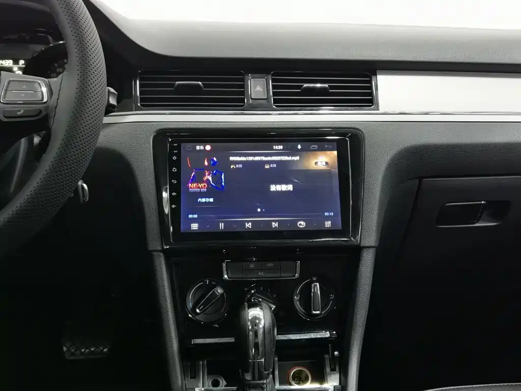 Volkswagen Bora 2015 Quality Edition 1.6L Automatic Comfort фото 12