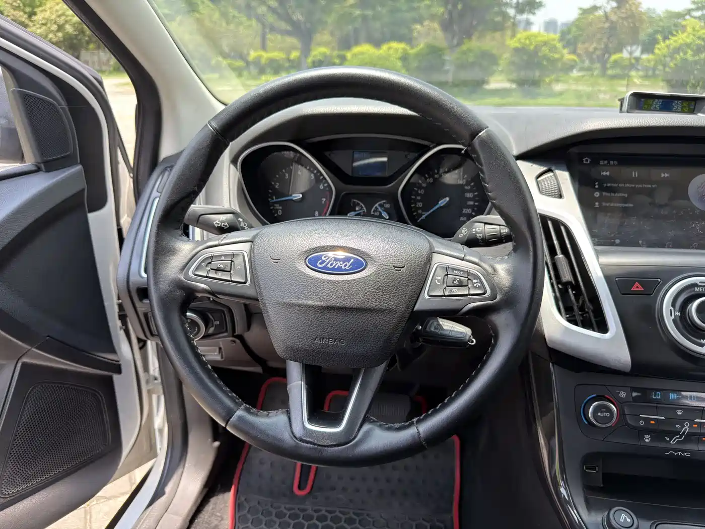 Фото 5 - Ford Focus