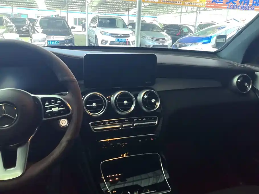 Mercedes-Benz GLC 2021 GLC 260 L 4MATIC Sporty фото 13