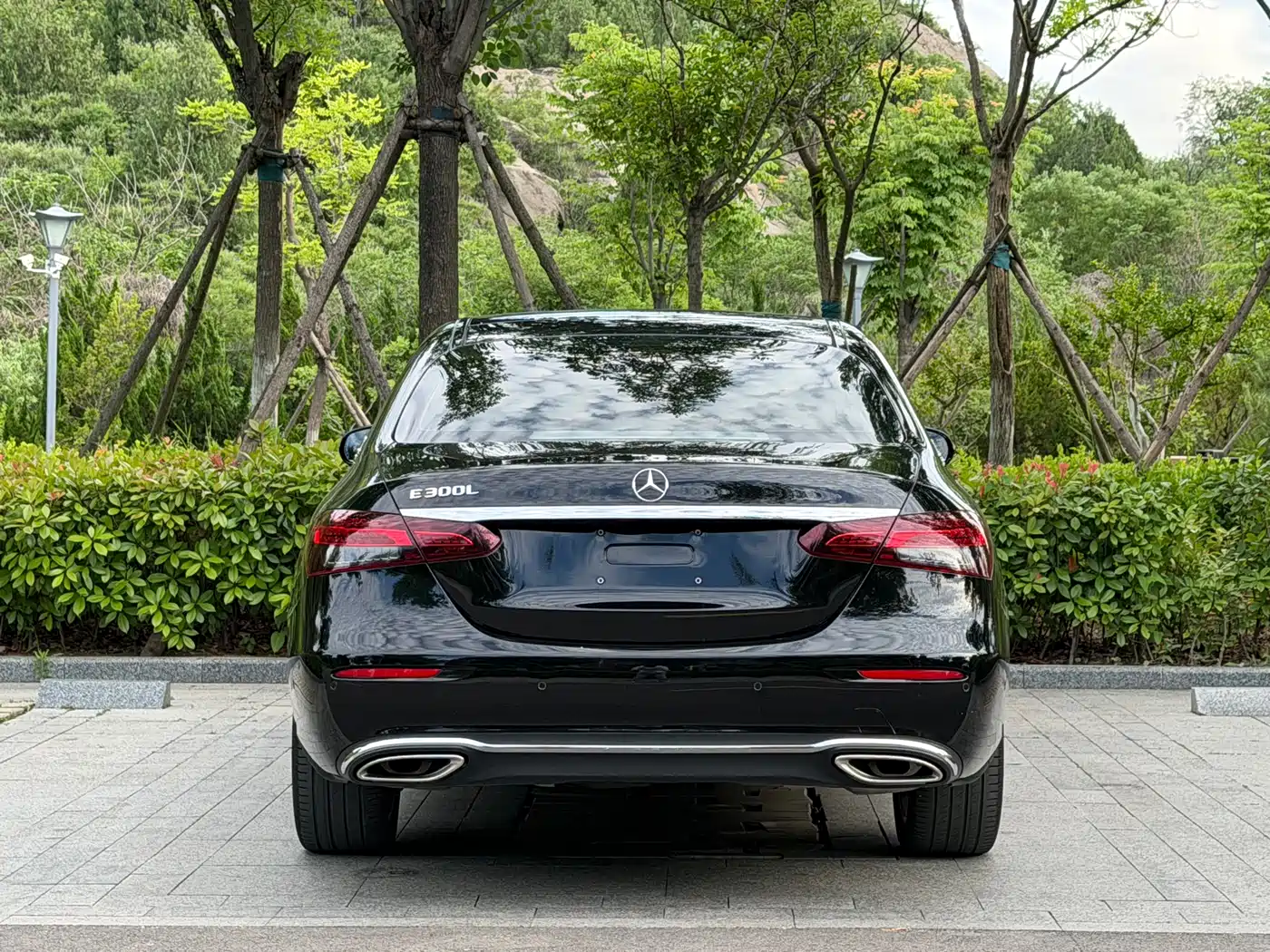 Mercedes-Benz E-Class 2022 Second Facelift E 300 L Luxury фото 15