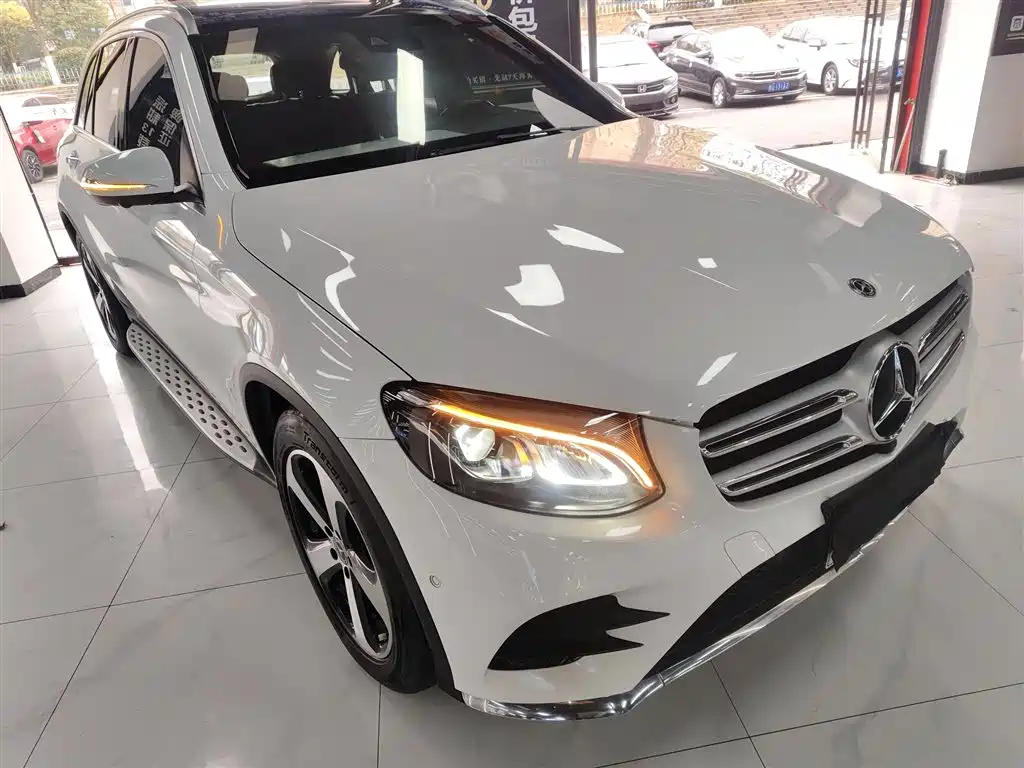 Mercedes-Benz GLC 2019 Facelift GLC 260 L 4MATIC Luxury фото 4