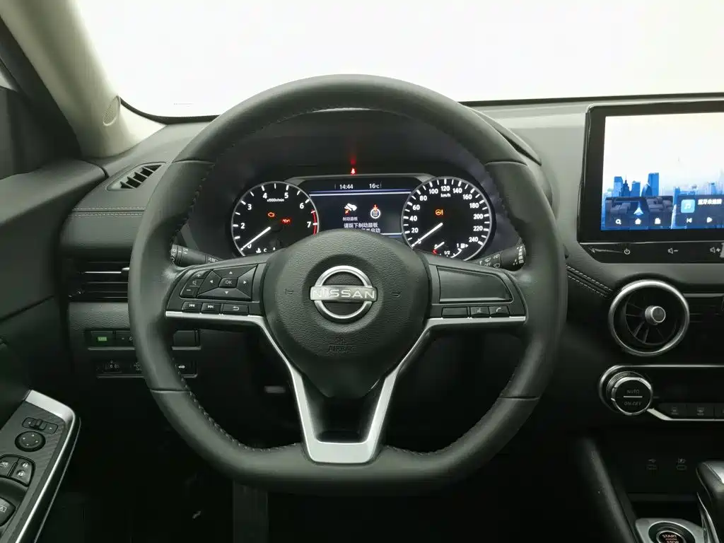 Nissan SYLPHY, миниатюра 11