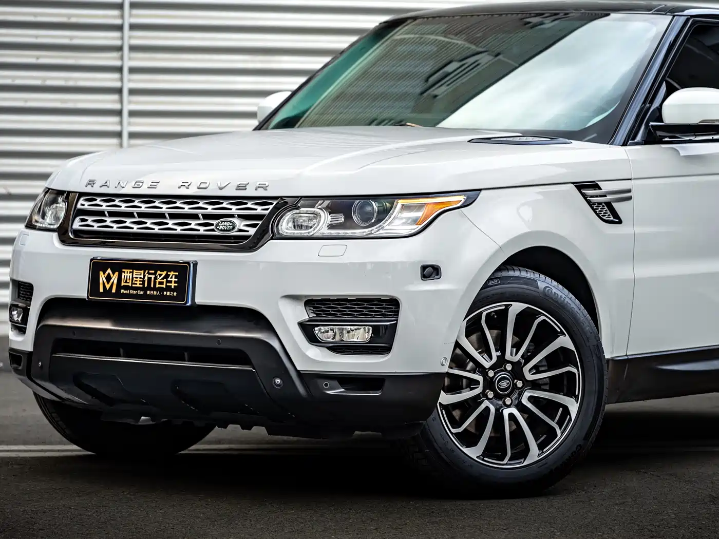 Land Rover Range Rover Sport фото 4