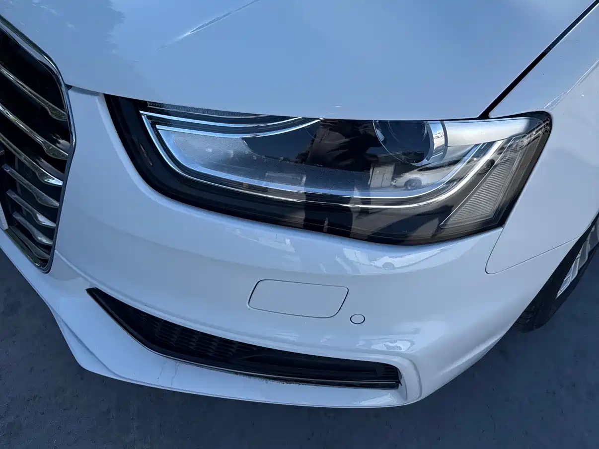 Audi A4L 2016 35 TFSI Collector's Edition S line Comfort фото 6