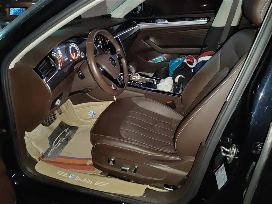 Volkswagen Phideon 2021 380TSI Luxury Edition фото 9