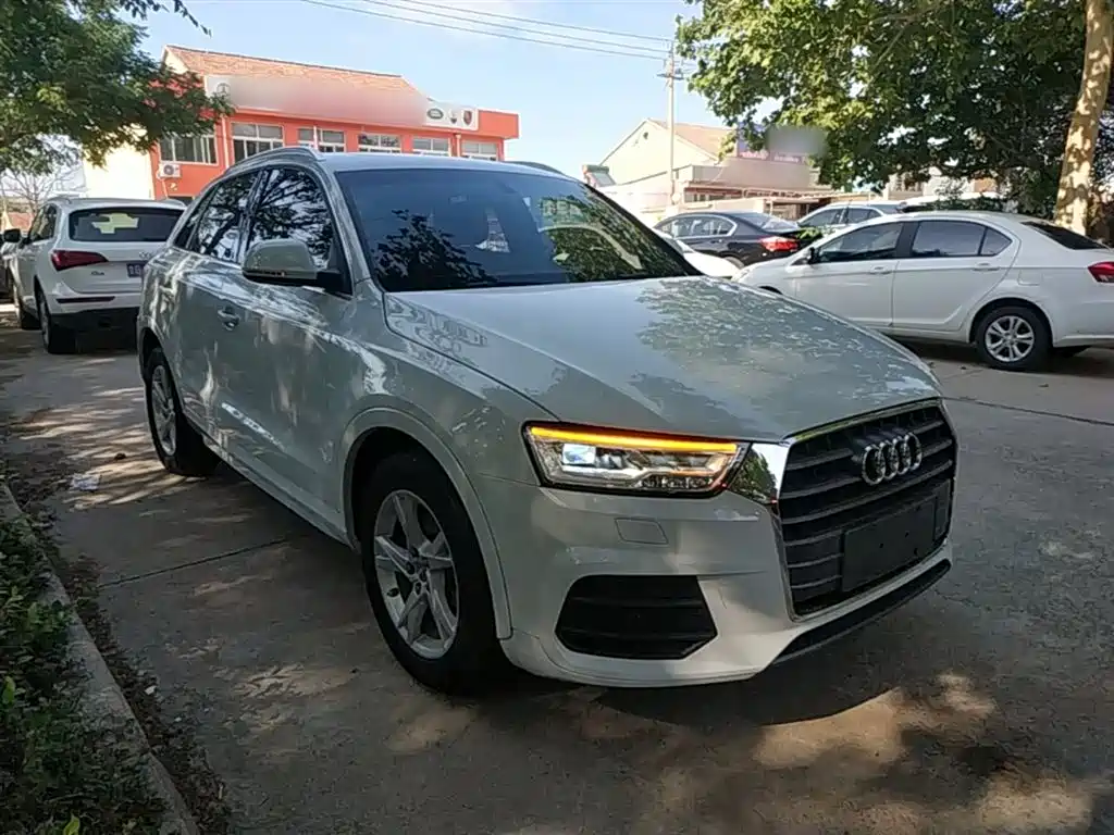 Audi Q3 2018 30th Anniversary Edition 35 TFSI Fashion фото 4