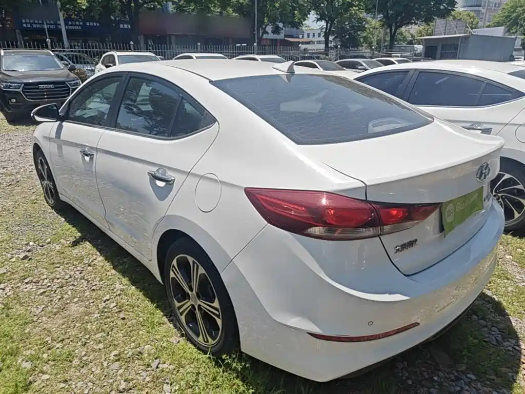 Hyundai Elantra 2018 1.4T DCT Dynamic·Vitality Model фото 5