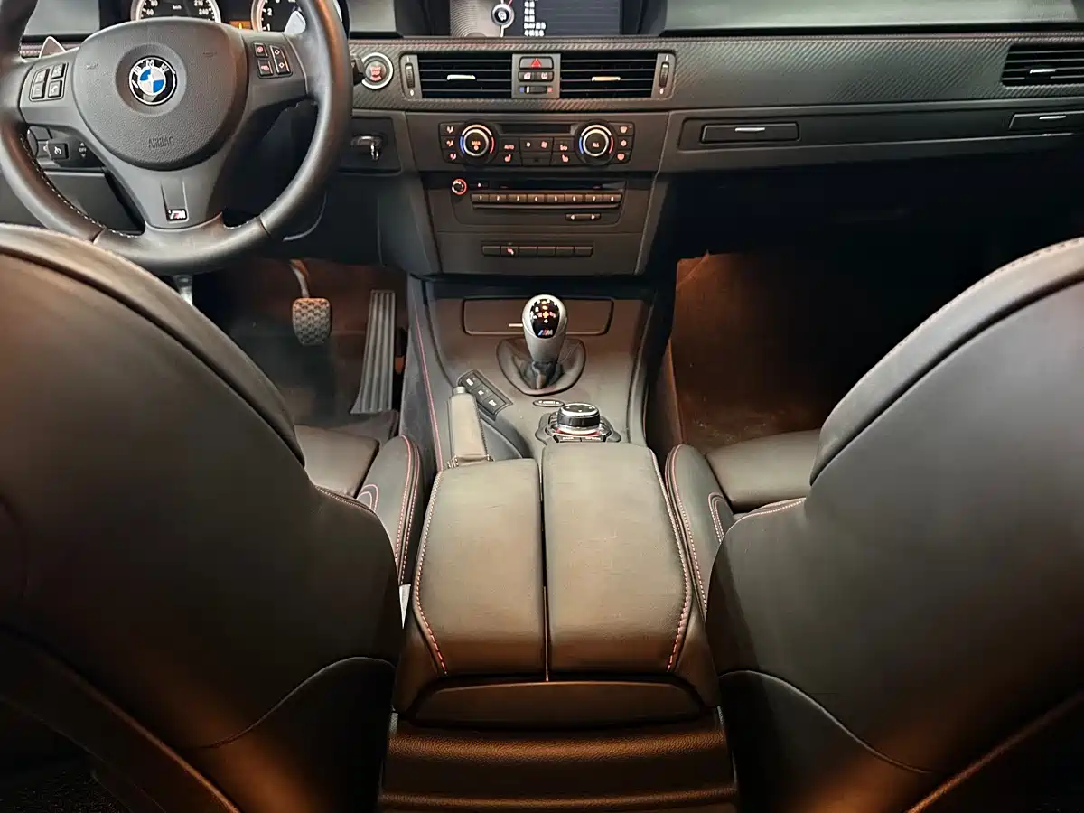 BMW M3 2011 M3 Coupe Matte Edition фото 14