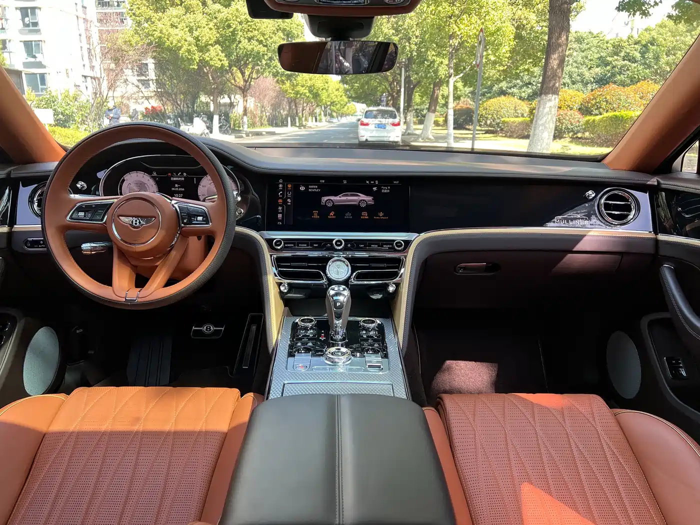 BENTLEY FLYING SPUR PLUG-IN HYBRID