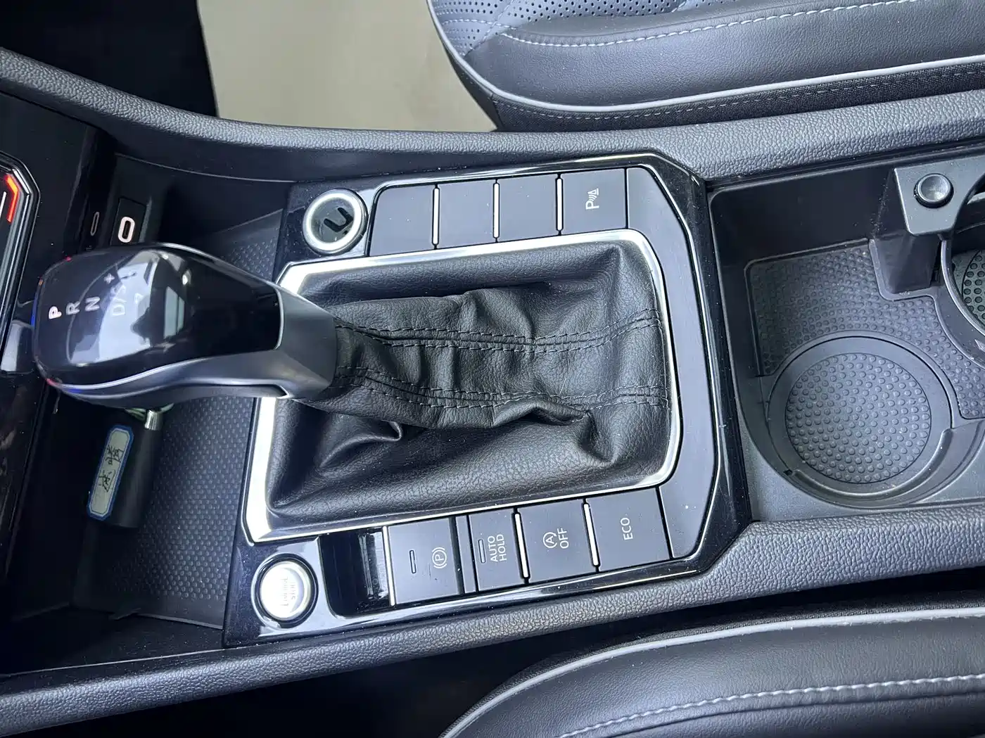 Volkswagen Sagitar 2023 Model Year 280TSI DSG Surpass Edition фото 14