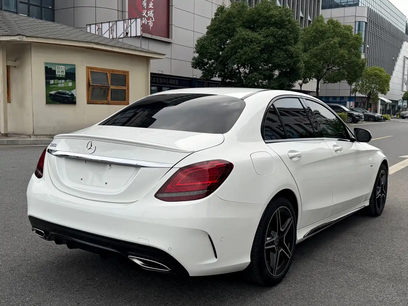 Mercedes-Benz C-Class 2021 C 260 Starry Exclusive Edition фото 19