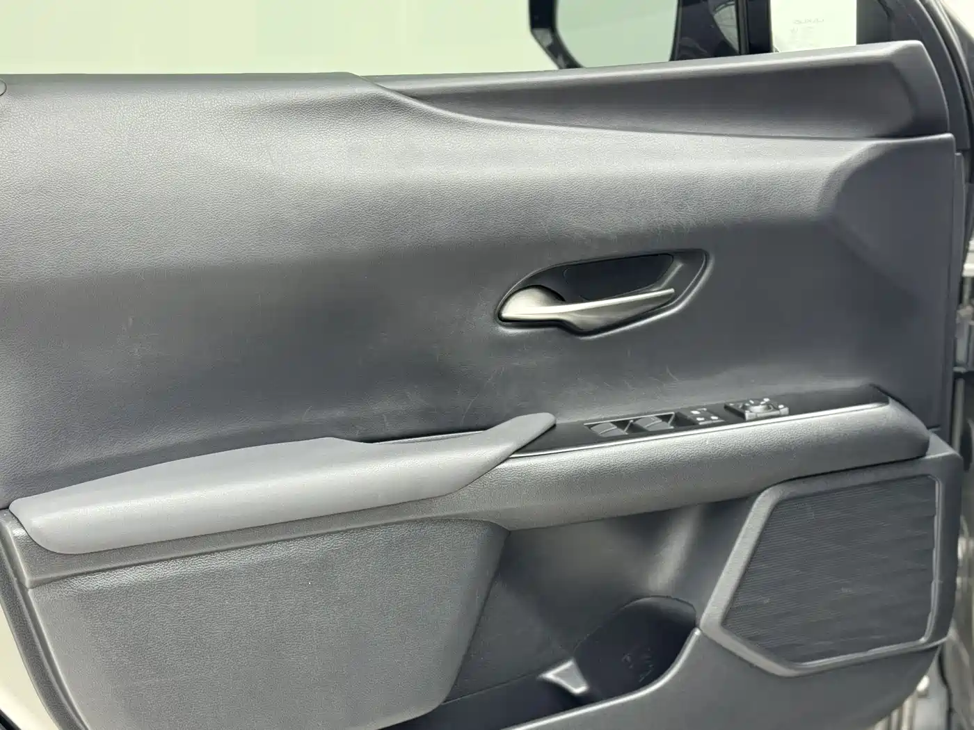 LEXUS UX NEW ENERGY