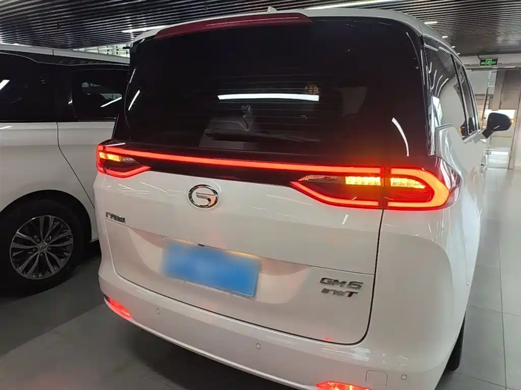 GAC Trumpchi Trumpchi M6 2019 270T DCT Premium Edition (6-seater) (China VI) фото 6